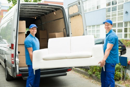 Business storage space suitable for local companies in Kennington