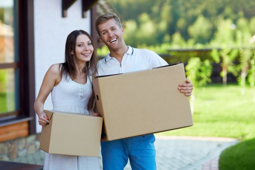 Free quote policy and flexible selfstorage pricing in Kennington
