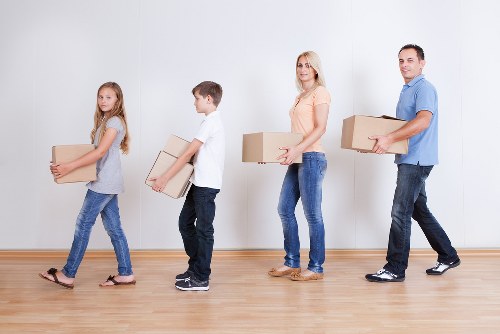 Flexible storage options for homes and small businesses in Kennington